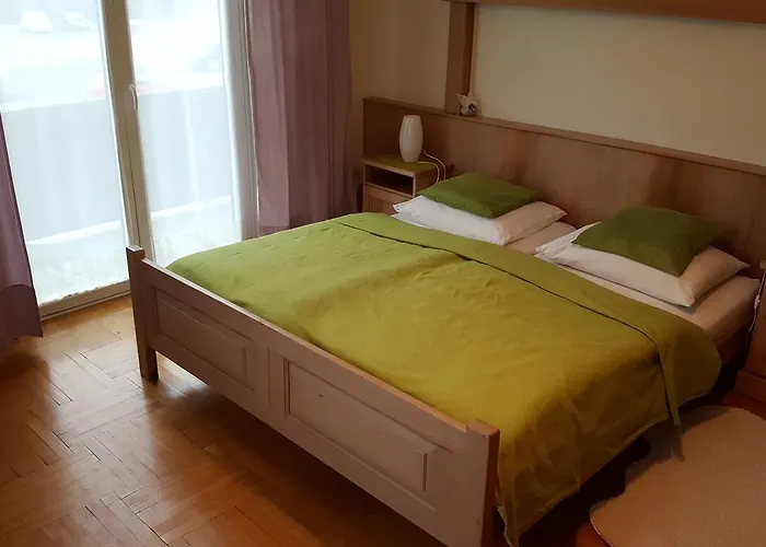 Hotel Landgasthof Steinmuehl Hofbauer Fruehstueckspension Und *