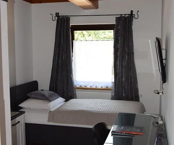 Landgasthof Steinmuehl Hofbauer Fruehstueckspension Und * Waidhofen an der Ybbs