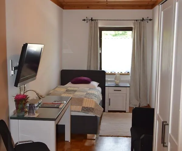 Landgasthof Steinmuehl Hofbauer Fruehstueckspension Und * Waidhofen an der Ybbs